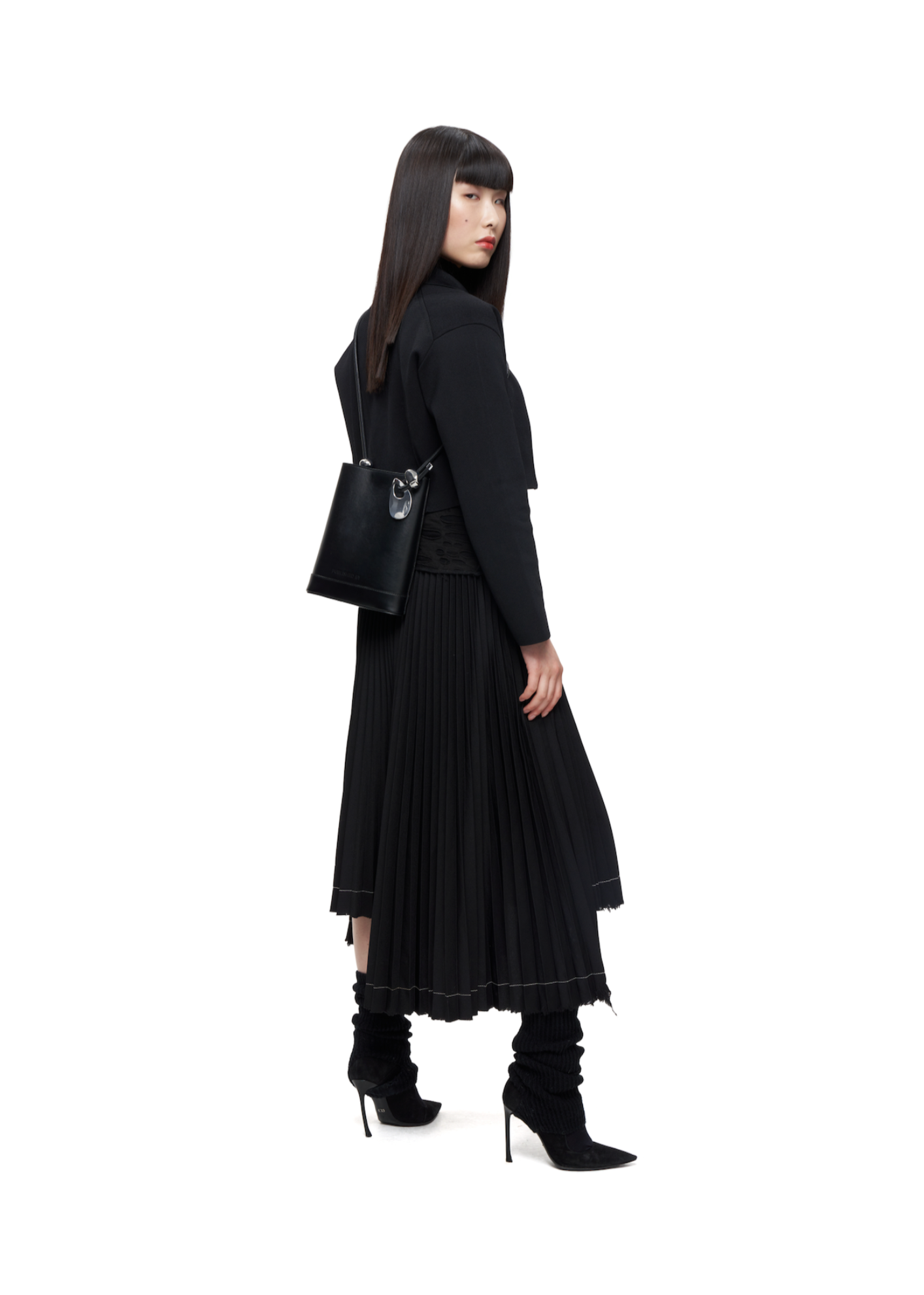 Noona Tote Small in Black and Chrome