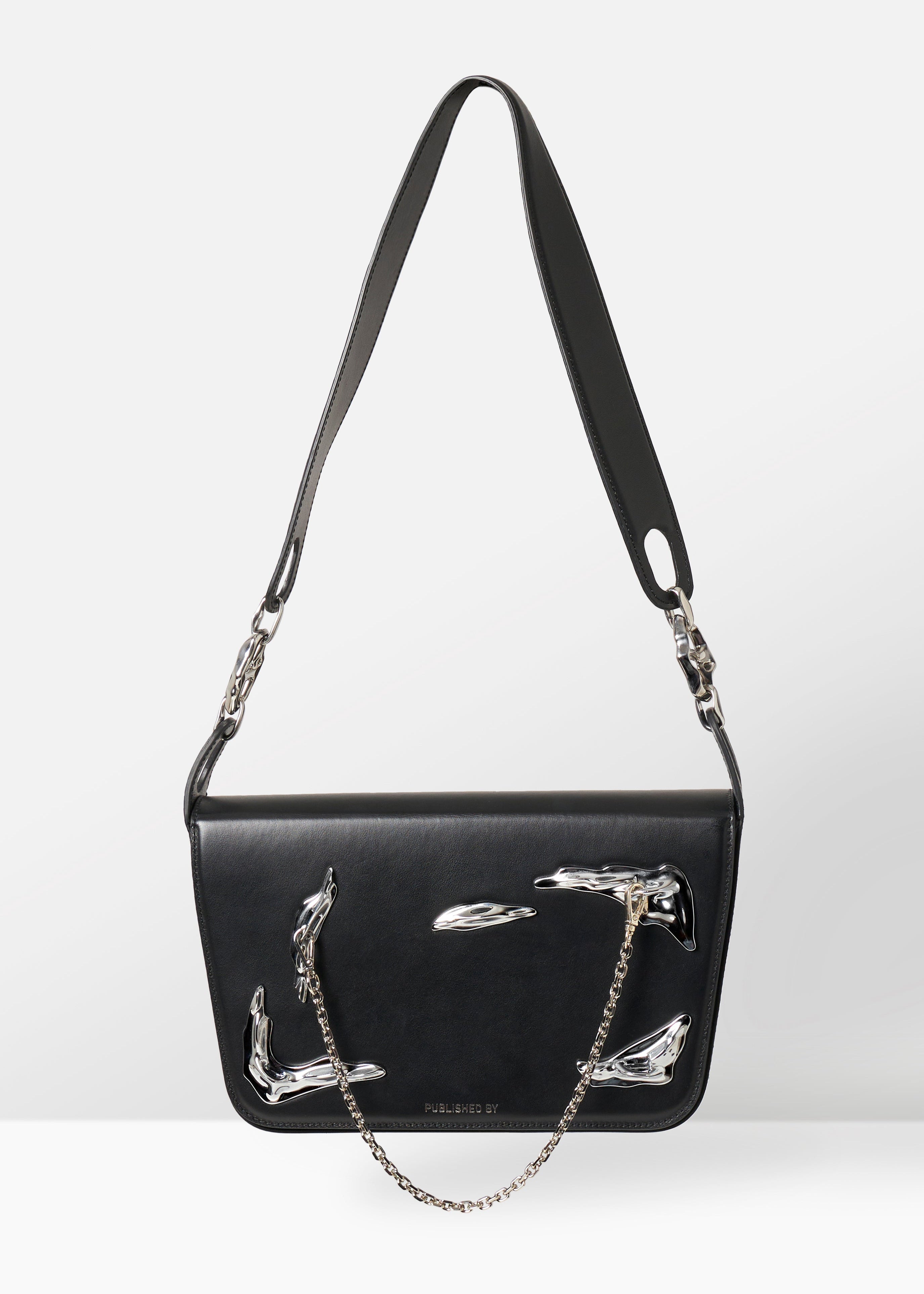 South Island Flap Bag in Black